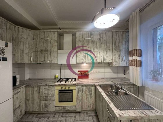 Оренда 2к квартири біля Парку вул.Чорервола-127 Ивано-Франковск