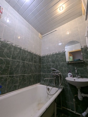 Двокімнатна, меблі і техніка - фото 1