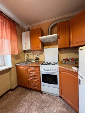 Оренда 1 км квартири Дружба поблизу парку - фото 1