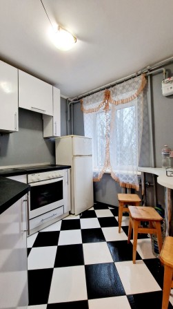 Здам 1кмн квартиру по вул.Металургів 2 - фото 1