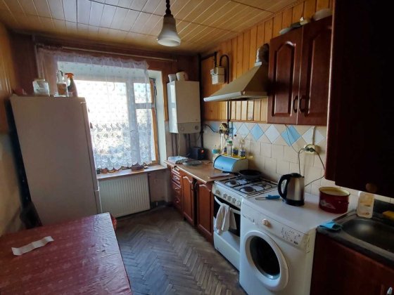 Оренда кімнати з балконом Пасічна, з грудня 2025.   Власник. Ивано-Франковск