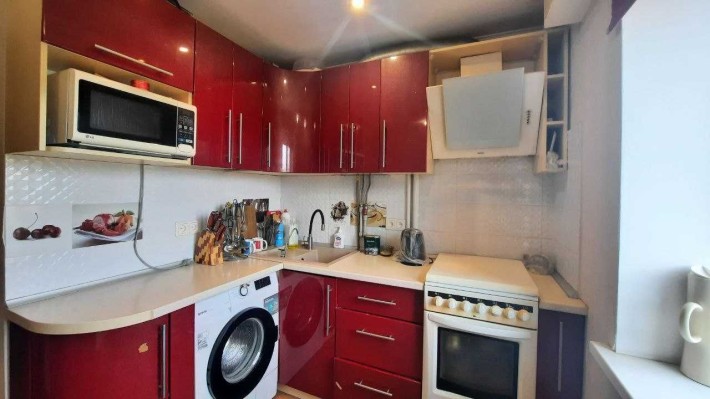 Сдам 2-х кімнатну квартиру біля трк Київ 4/9цегл ремонт меблі техніка - фото 1