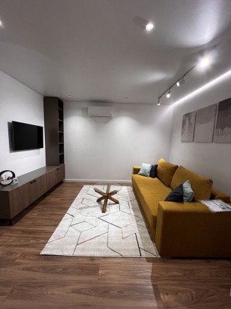 "Оренда двох кімнатної студії. Підземний паркінг - фото 1