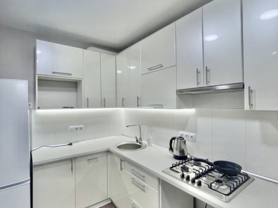 Центр! 1-кімн. з А/О в новому будинку з меблями і технікою Суми