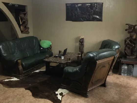 Продам трехкомнатную квартиру в Корабельном (р-н ЭкоМаркет) Николаев