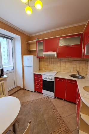 ОРЕНДА 2-кім. квартири, СТУДЕНСЬКА, Вільна+Ключі !!! - фото 1