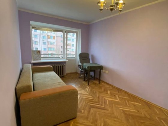 Світла 1-кімнатна оренда, за адресою Пулюя 10 Ивано-Франковск