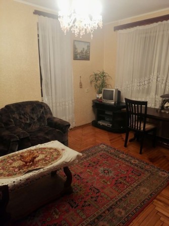 Здається 2 кімнатна квартира вул.Київська - фото 1