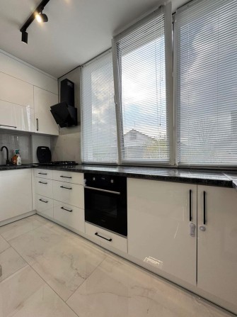 Центр 1.5 кімнатна квартира в оренду - фото 1