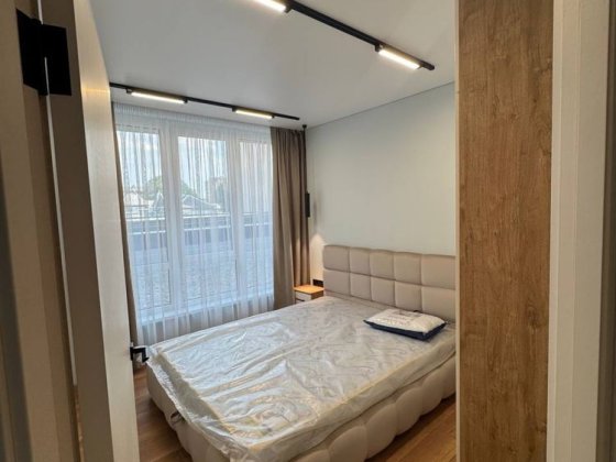 Перша здача! Стильна 1-кімнатна квартира з терасою в центрі міста Івано-Франківськ