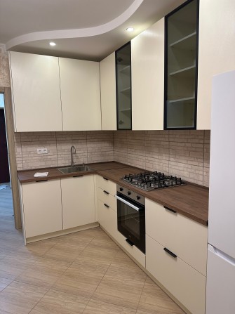 Оренда 2 к квартири, новобудова, м-н Левада, вул. Головка 17 а - фото 1