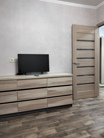 Здам в оренду 1к квартиру по вул. Героїв Крут на довготривалий період - фото 1