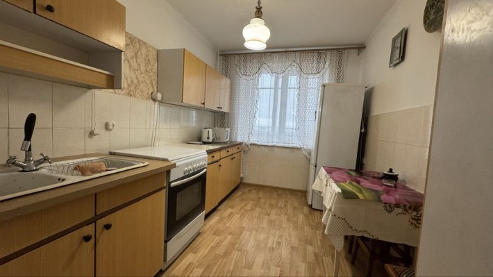 Оренда 3 кімнатної квартири район 12 школа - фото 1