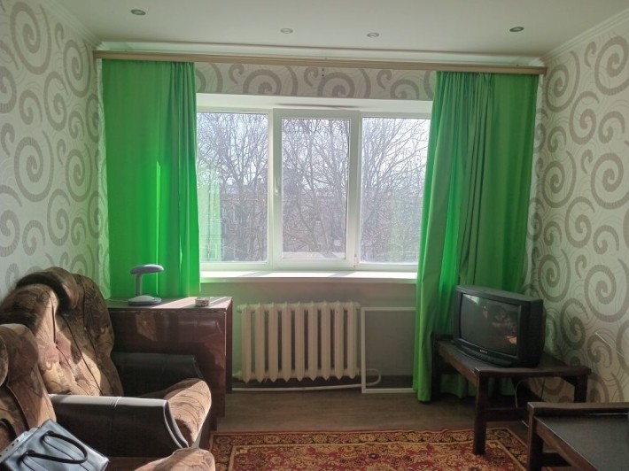 Продам  комнату в коммуне - фото 1