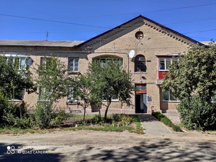 продам 2 комнаты в четырехкомнатной квартире в Чугуеве - фото 1