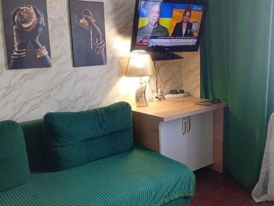 Велика кімната в гуртожитку на Виставці (Проспект Миру) Хмельницький