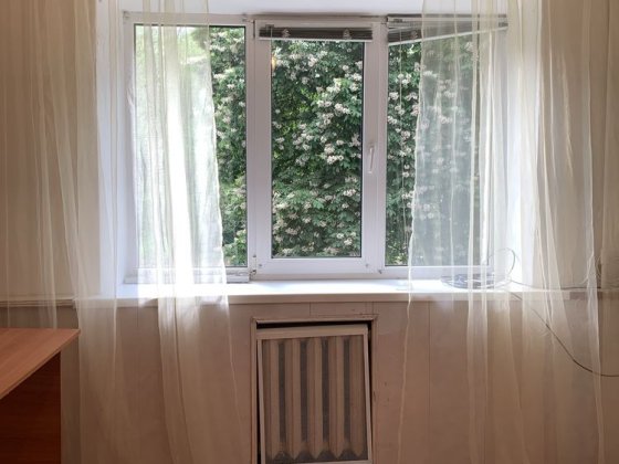 Продам кімнату в гуртожитку, центр міста Бровары