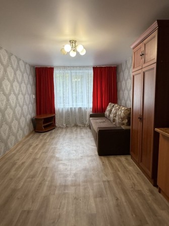 Терміново продам світлу кімнату. - фото 1