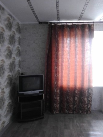 ТЕРМІНОВО .продається кімната в гуртожитку - фото 1