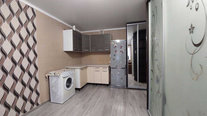 Продається гарна кімната в гуртожитку по вул. Д. Білоконя - фото 1