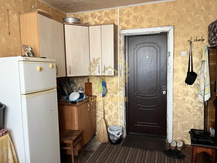 Продаж кімнати в гуртожитку біля ТРЦ "Lavina Mall" - фото 1