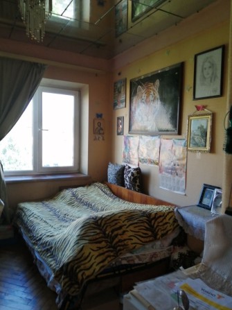 Продаж кімнати в 3-х кімнатній комуналці. Від власника. Ринок Юність. - фото 1