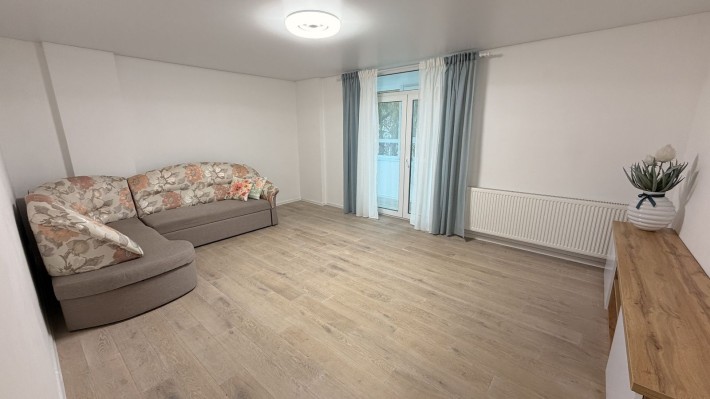 Оренда три кімнатної квартири масив Дружба. - фото 1