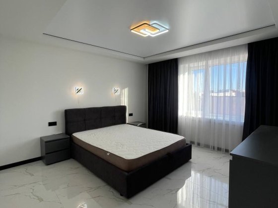 Оренда нової просторої квартири у новому будинку Тернополь