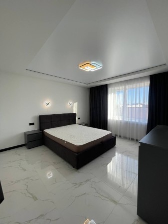 Оренда нової просторої квартири у новому будинку - фото 1