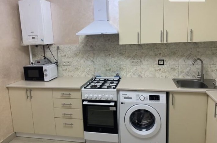 Здається в довгострокову оренду 2-ох км квартира, вул. Поліська - фото 1