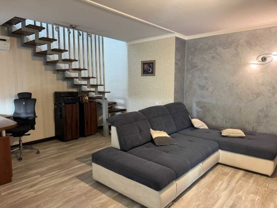 Здам 2-кімнатну квартиру автон.опалення Нижньохолодногірська ВЛАСНИК