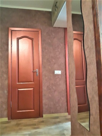 Сдам 1 кім Металлургів в цегляному будинку - фото 1