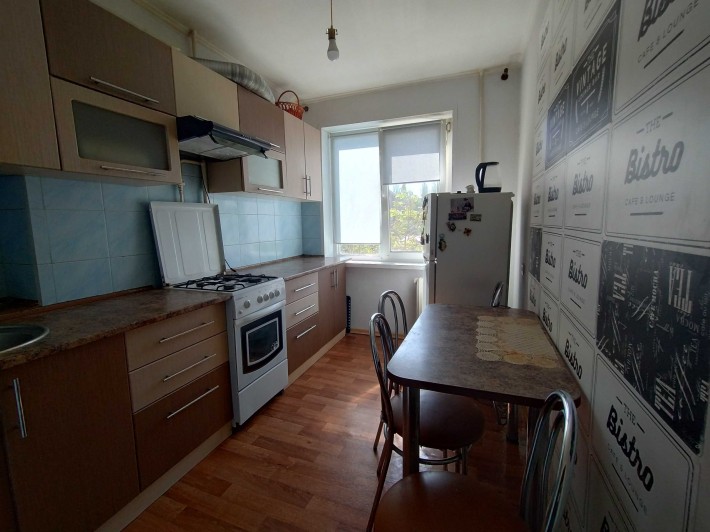 Оренда 2к квартири Космонавтів - фото 1