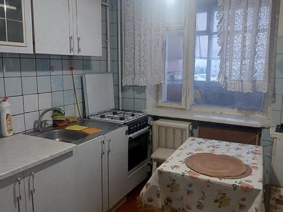 Здам двохкімнатну квартиру на Петропавлівській