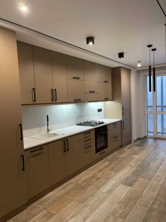 Здам в оренду 1 кімнатну квартиру, новобудова по вул. Європейській. - фото 1