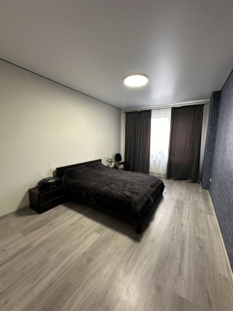 Здам в оренду 2 кімнатну квартиру в самому центрі вул Бельведерська - фото 1