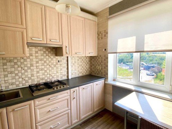 Однокімнатна квартира із сучасним ремонтом, р-н "Боярки " Ровно