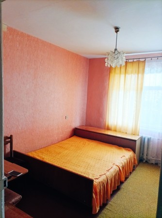 # Здам 2 кім.квартиру на Безручка - фото 1