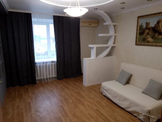 Здаємо в оренду двохкімнатну квартиру біля пам'ятника "Альоші" в Сумах Сумы