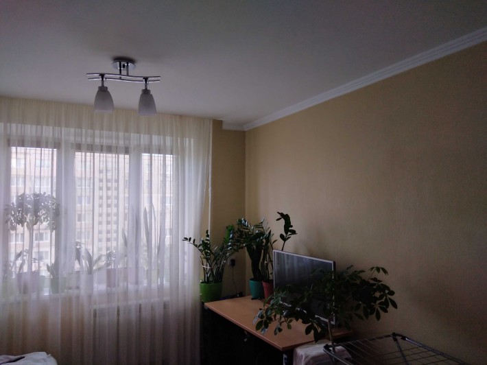 ПРОДАЖ з РЕМОНТОМ великої кімнати 18м у сім. гуртожитку вул. Вершигори - фото 1