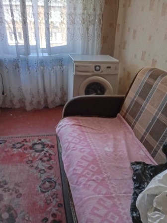 Продам кімнату в квартирі вул. Електриків 26/30-А  м. Почайна. - фото 1