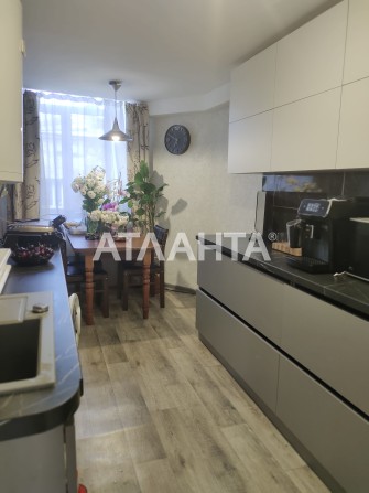 Продам 3 комнаты в коммунальной квартире в Центре города - фото 1