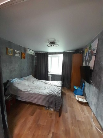 Продам велику кімнату з ремонтом на Празькій 12, Дарницька площа - фото 1