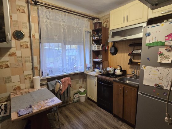 Продам 3х комнатную на Залютино Харьков