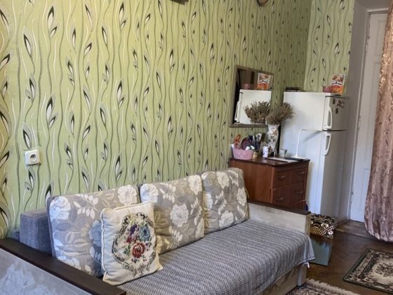 Продам комнату в коммуне в центре Одеса