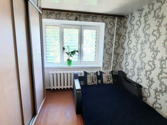 Продаётся двухкомнатная квартира в коммуналке в Одессе! Одеса