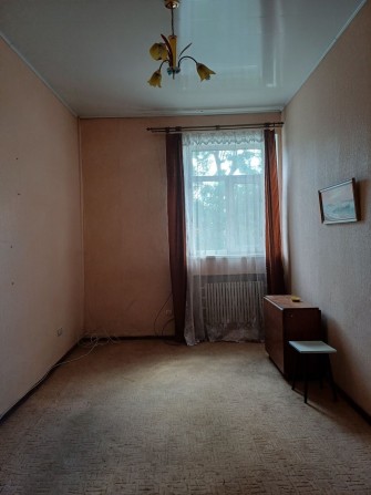 Продам комнату 15 метров в капе метро Холрдная гора - фото 1