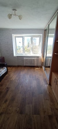 Продам Гостинку Дворец спорта - фото 1