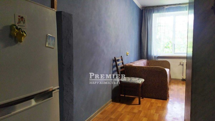 Простора кімната з ремонтом на Черемушках - фото 1