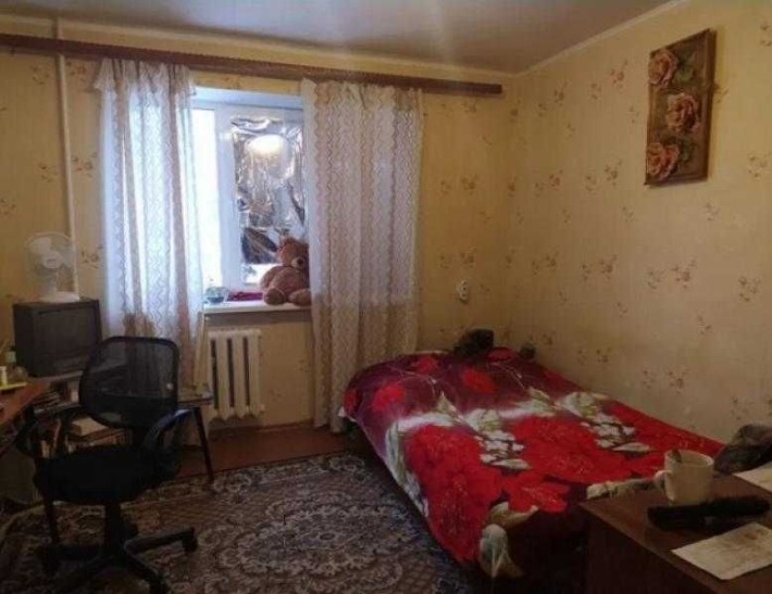 Продам гостинку со своим санузлом и мини-кухней в районе Одесской. - фото 1